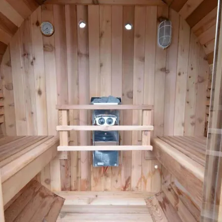 In Zevenhuizen With Sauna, Cleaning Included